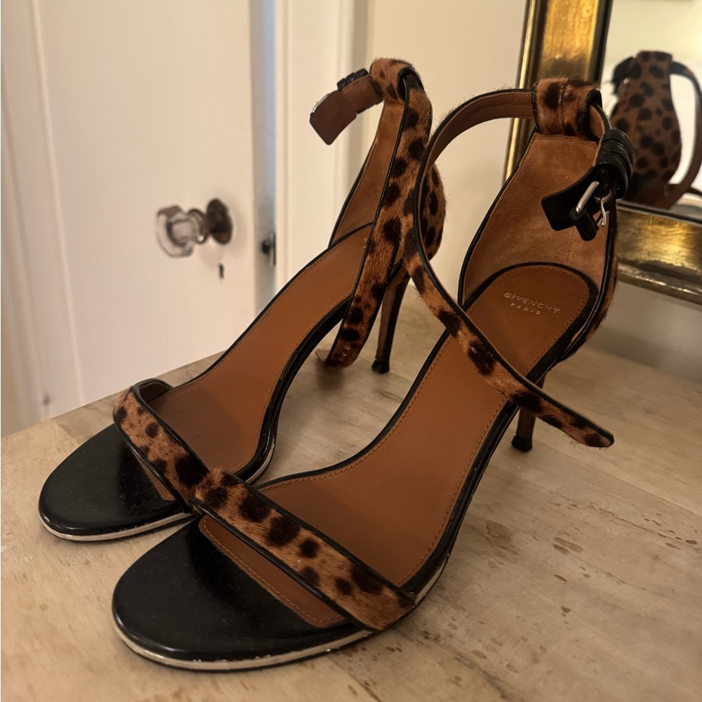 Givenchy Cheetah Heels xx